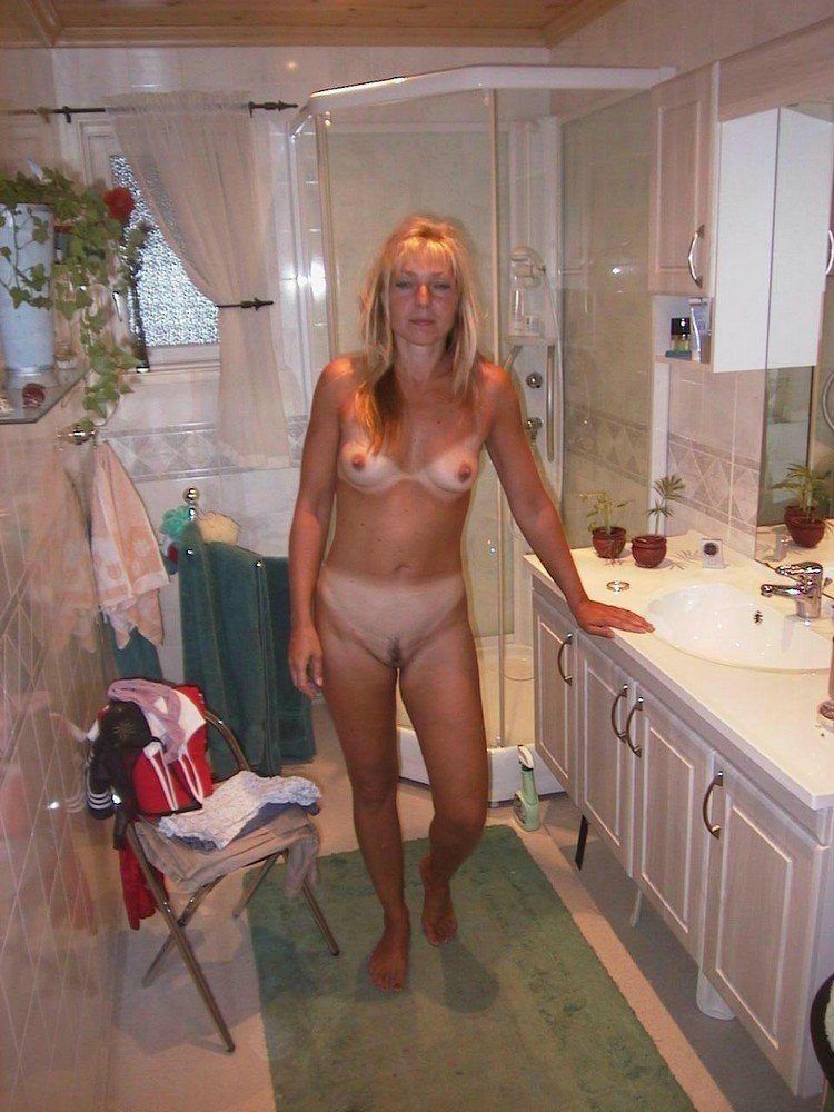 rate my wifey nude